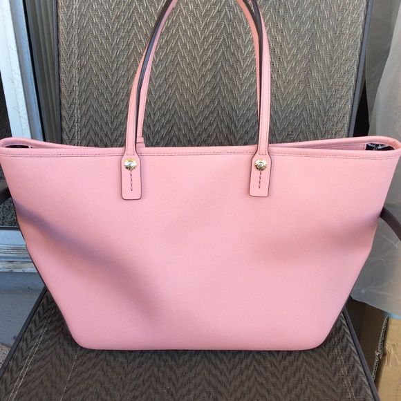 ❌SOLD❌  Henri Bendel Pink W. 57th E/W Tote Bag - Picture 2 of 9